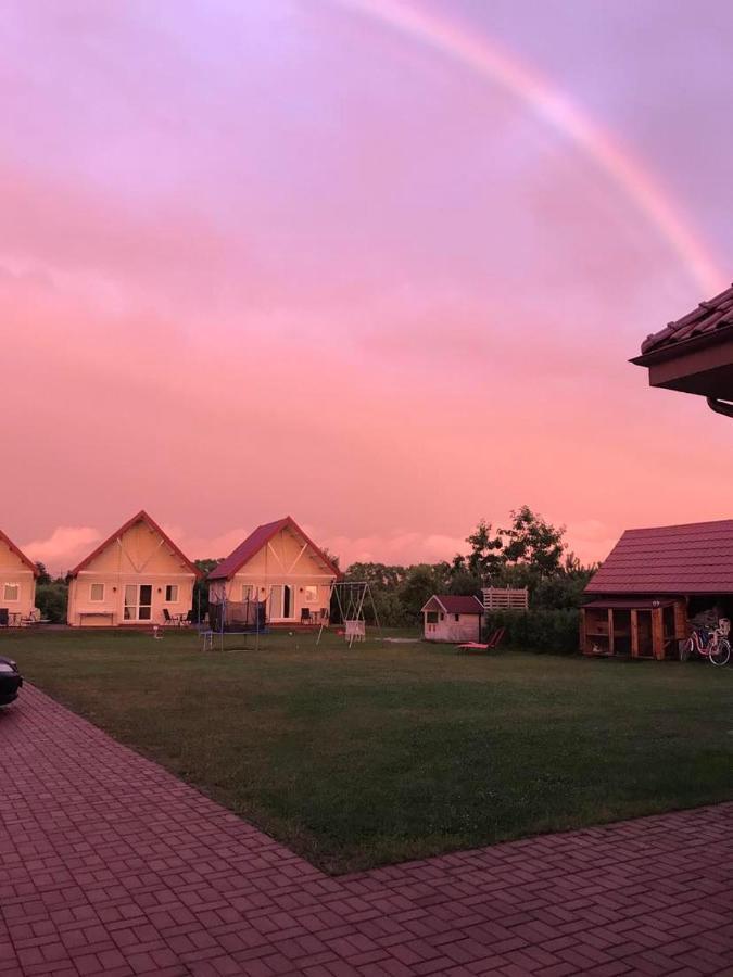 Pokoje Goscinne U Izy Leba Exterior foto